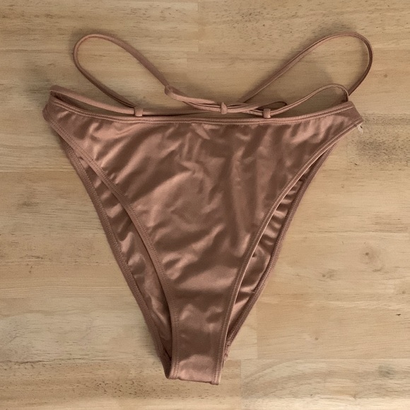 NWOT Storm Reid x Pacsun Caramel Kayla Tie Belt High Waisted Bikini Bottom - Picture 4 of 10